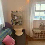 בית נופש Pink באליקונילי